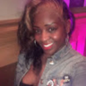 Meet your Posher, Makeda